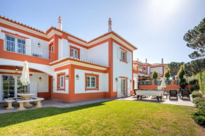 4 Bedrooom Private Villa Ribeiro II with pool, garden, wi-fi